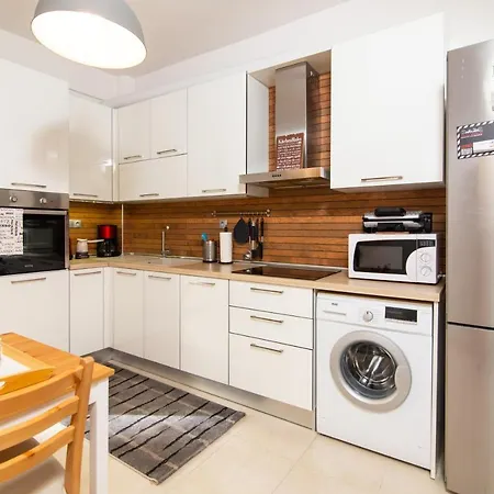 F & B Collection - Flat For 3 Daire